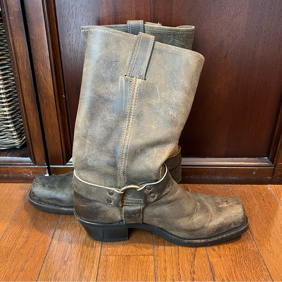 Frye Boots - brown, classic, GUC - Picture 2 of 5